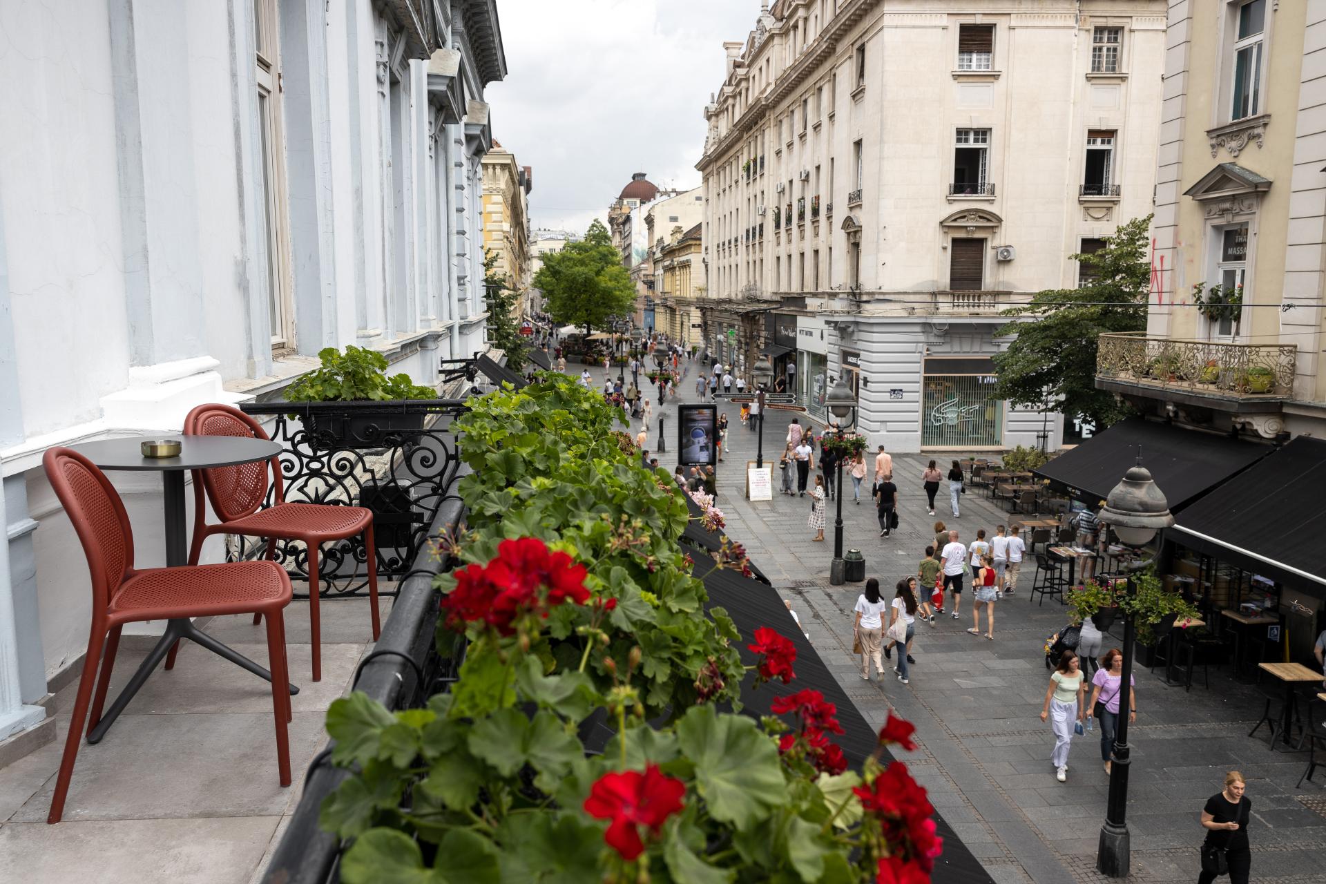 7.jpg - Deluxe Double or Twin Room with Balcony - Maison Royale Beograd